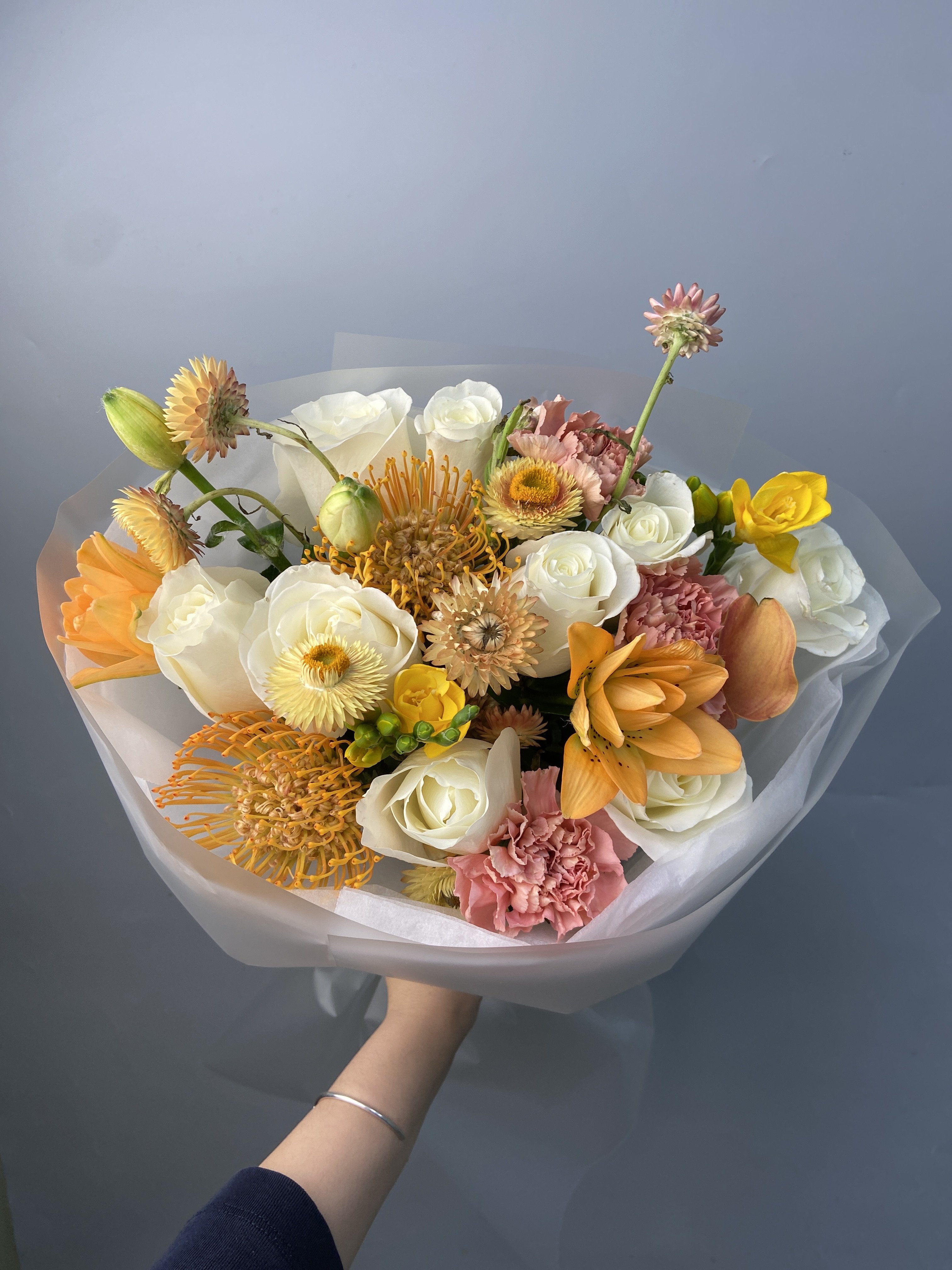 Собранный букет с доставкой по Астане
